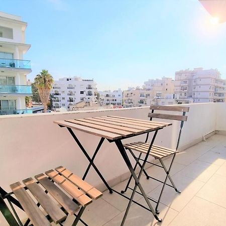 Spacious Lightflooded 2Br Apt / Near Center & Harbour Larnaca Buitenkant foto