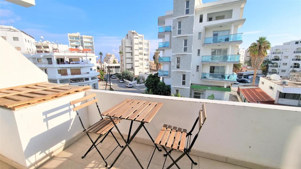 Spacious Lightflooded 2Br Apt / Near Center & Harbour Larnaca Buitenkant foto